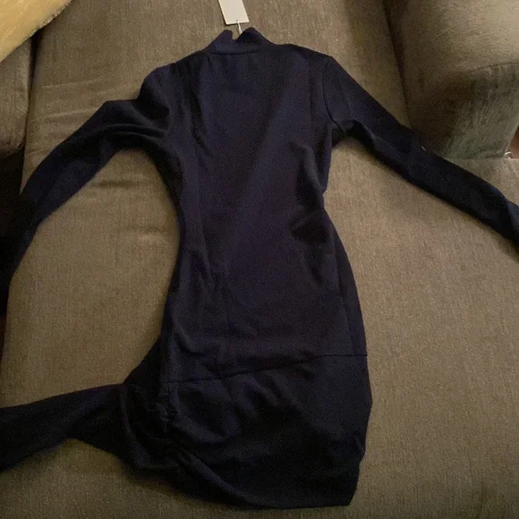 Dress - Picture 5 of 5